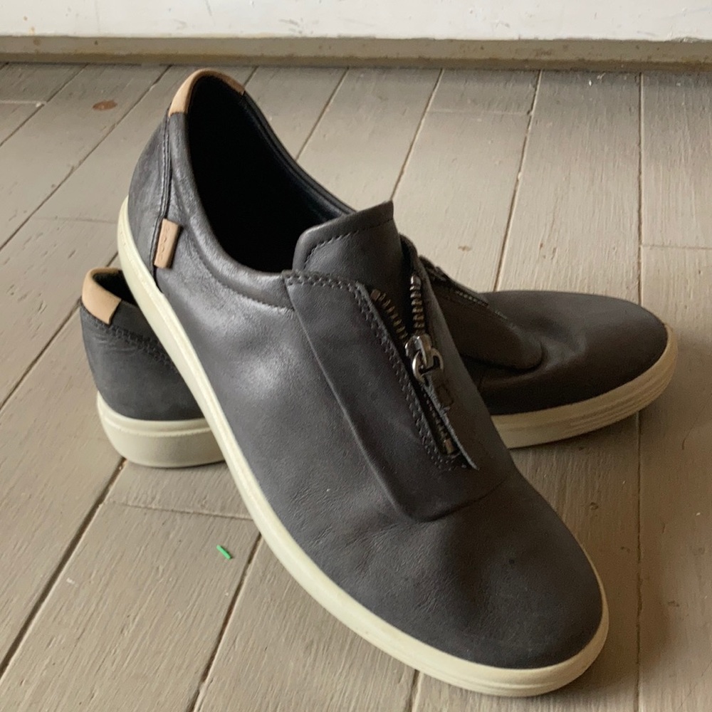 Ecco sneakers